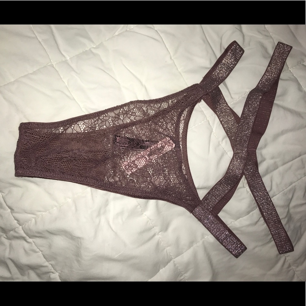 STRAPPY PANTIES